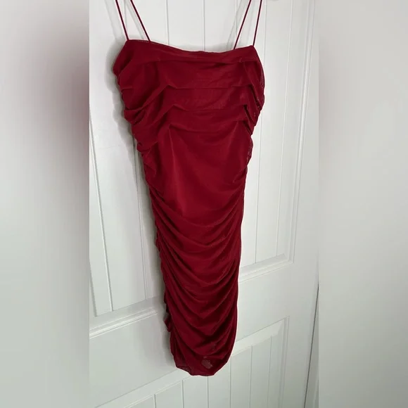 Princess Polly 6 Tara Mini Dress Red Ruched Y2K Spaghetti Strap Mini Bodycon - Picture 3 of 11